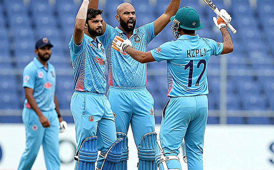 ওয়াকার ছন্দ, অপ্টাসের পরীক্ষা: অস্ট্রেলিয়া সফরে ইংল্যান্ডের সাদা বলের প্রস্তুতি-নাটক ওয়াকার ছন্দ, অপ্টাসের পরীক্ষা: অস্ট্রেলিয়া সফরে ইংল্যান্ডের সাদা বলের প্রস্তুতি-নাটক