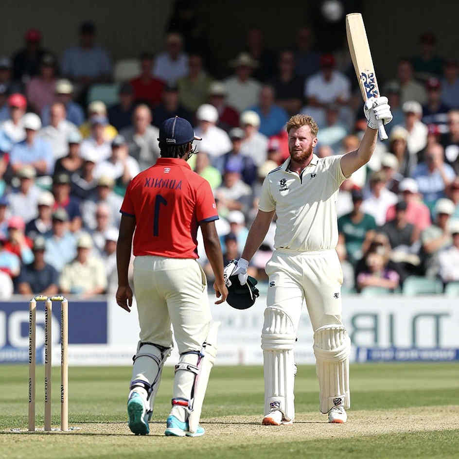 Renshaw's 272, Durban's Light, and the Trial of a Single Frame