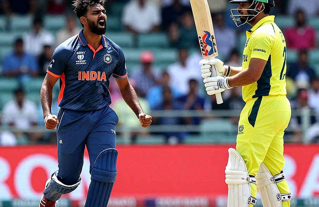 শেষ ওভারের দেশ: নিলামের টাকা, ঢাকার ক্ষত আর ২০২৬-এর অপেক্ষা