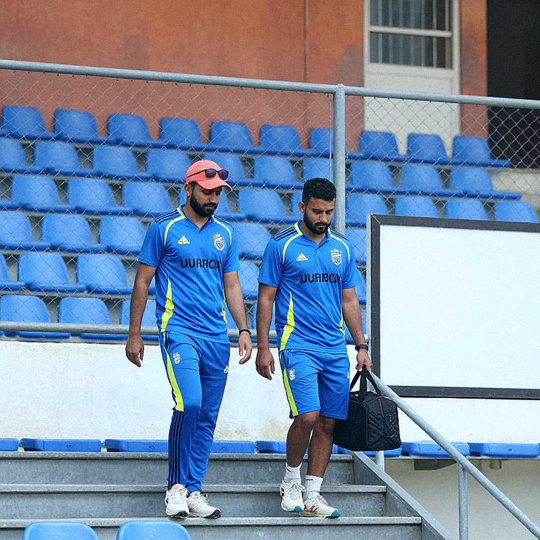 Hesson Stays — But Will Pakistan's Red-Ball Crisis End With Just a Coach Change? Hesson Stays — But Will Pakistan's Red-Ball Crisis End With Just a Coach Change?