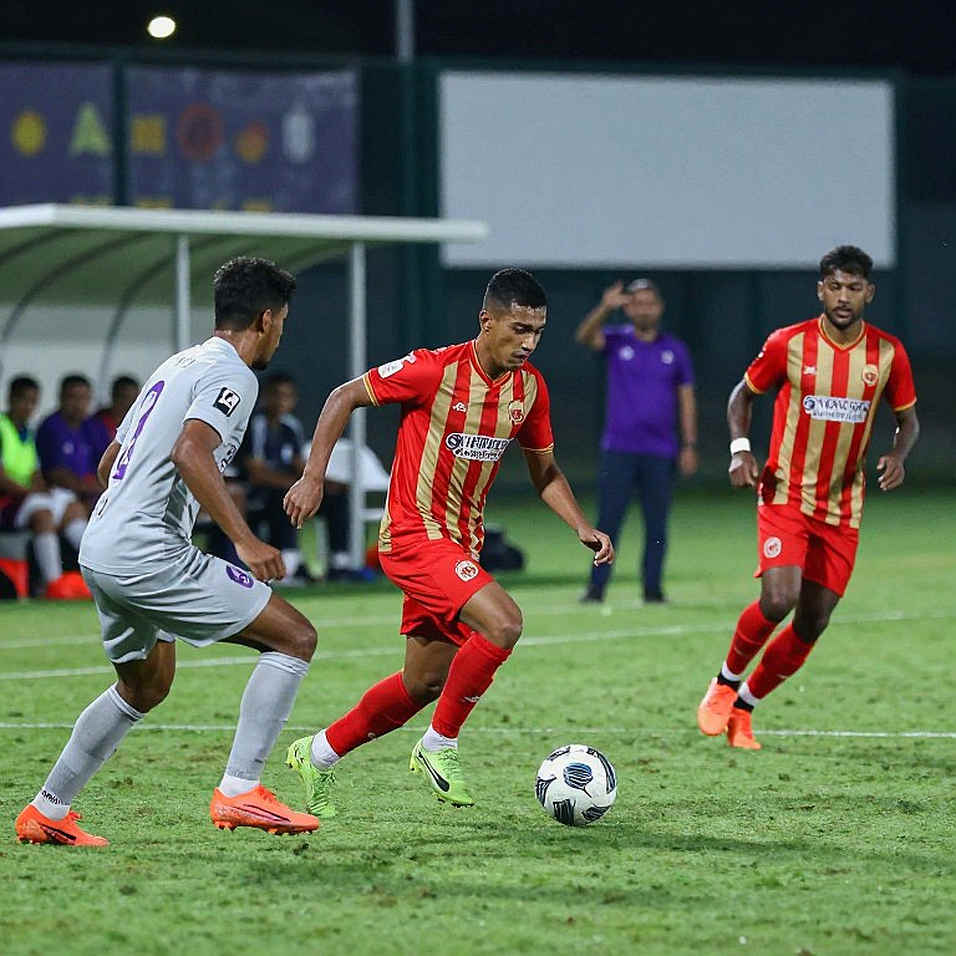 ৩৬ কিমি/ঘণ্টার লেজার: হার্ডম্যানের দুই উইঙ্গার, দেমিয়ানে আগুস্তিয়েন, আর যে ব্লক এখনো যাচাই হয়নি
