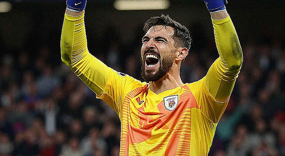The 16-Point Crack Hidden Under Santos' Five-Win Glow