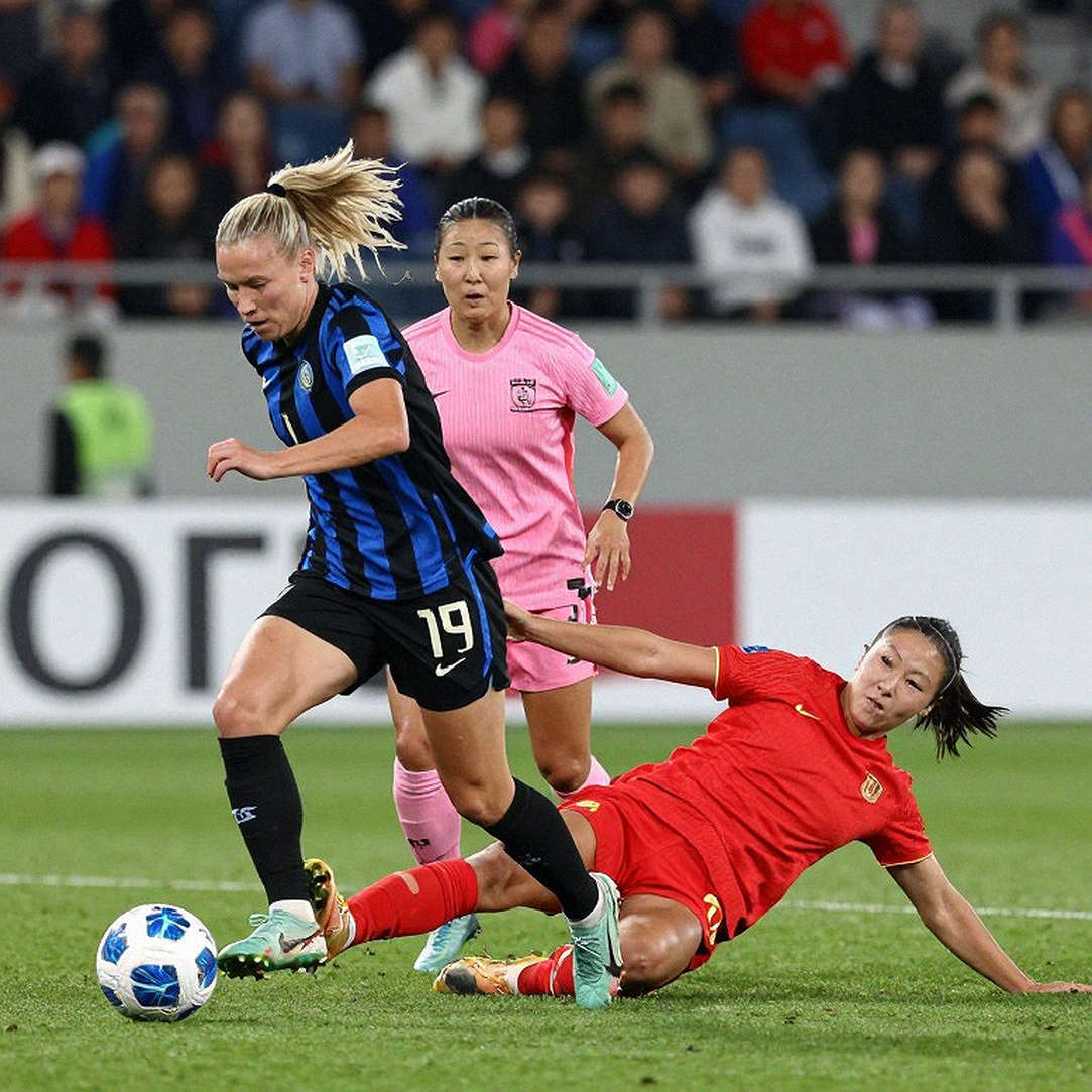 Gil Mora vs Cavan Sullivan: A €25M Tag, a Seven-Match Sample, and a World Cup That Has Not Happened Yet Gil Mora vs Cavan Sullivan: A €25M Tag, a Seven-Match Sample, and a World Cup That Has Not Happened Yet