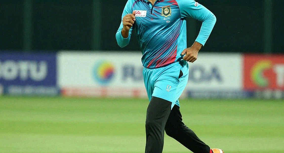 নিলামের হিসাব, স্পিনের ফাঁদ: ট্রান্সফার উইন্ডো আসলে একটা চাপ-ব্যবস্থা