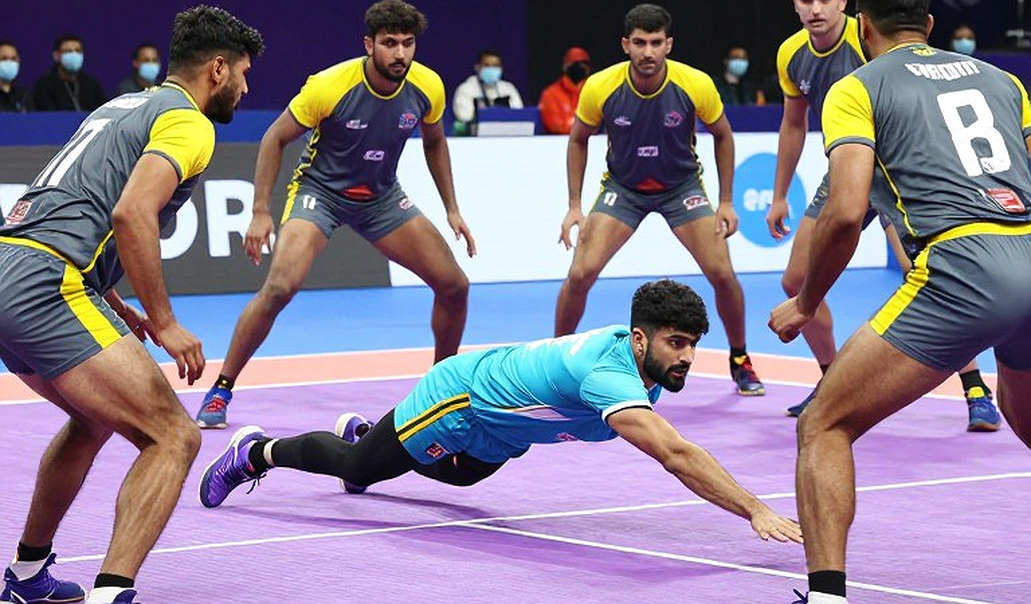 হাই-ফ্লায়ার বেঞ্চে কেন? এশিয়ান গেমসের ফাইনালে ভারত-ইরান লড়াইয়ে পবন সেহরাওয়াতের শুরুর সাতজনের বাইরে থাকার পাঠ