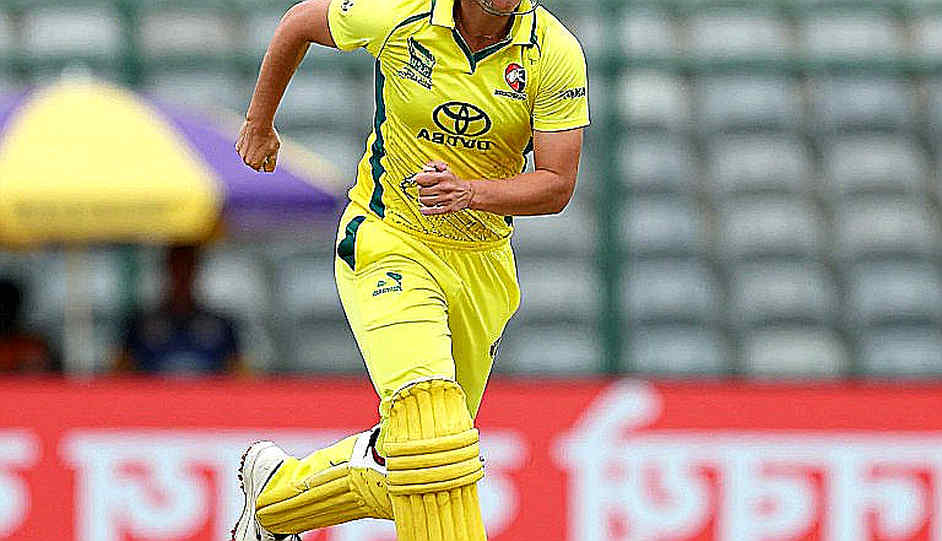 Day 5 in Durban: Hazlewood's 6/49 and the Arithmetic of the Declaration — The Structure Beneath Australia's 214-Run Win Day 5 in Durban: Hazlewood's 6/49 and the Arithmetic of the Declaration — The Structure Beneath Australia's 214-Run Win