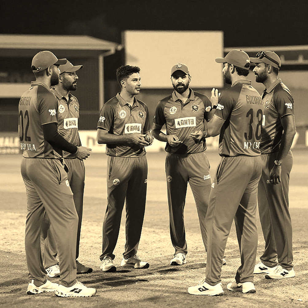 Boland's Seam, Rain's Shadow: Reading South Africa's 97/5 at Gqeberha Boland's Seam, Rain's Shadow: Reading South Africa's 97/5 at Gqeberha