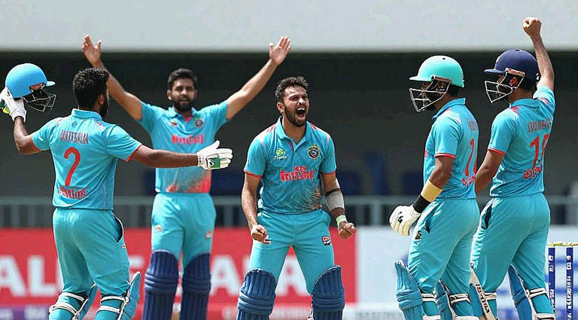 Blockchain on Cricket's Ledger: The Fan-Token Hype and the Real Transparency Gap Blockchain on Cricket's Ledger: The Fan-Token Hype and the Real Transparency Gap